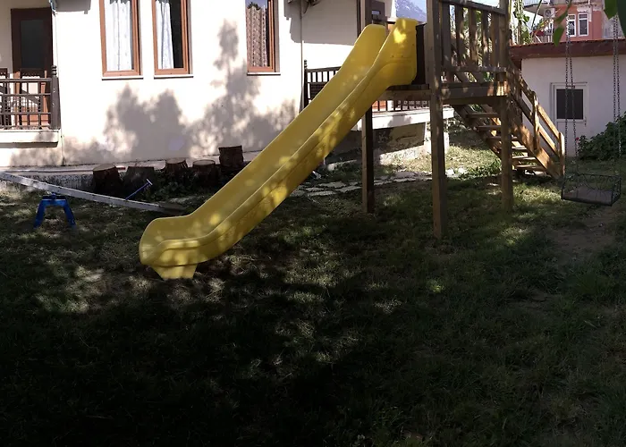 克丽姆酒店及公寓 费特希耶