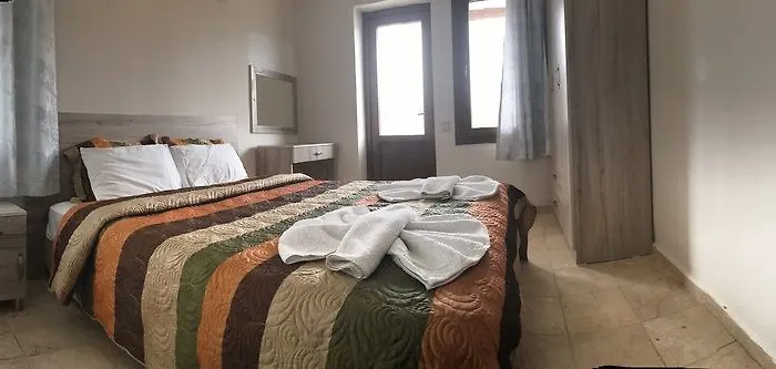 克丽姆酒店及公寓