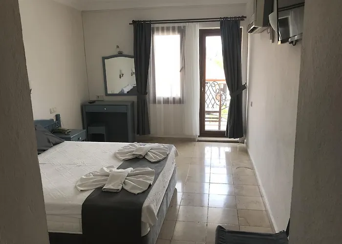 克丽姆酒店及公寓 费特希耶