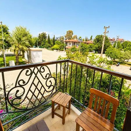 Aparthotel Kilim & 3*