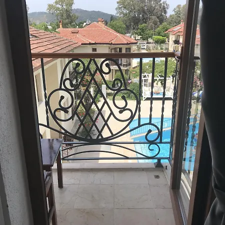 Ξενοδοχείο με διαμερίσματα Kilim &